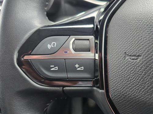 Peugeot 208 Photo 06c32241-6d40-46f7-9f0b-3b7a8c6a45f8.jpg
