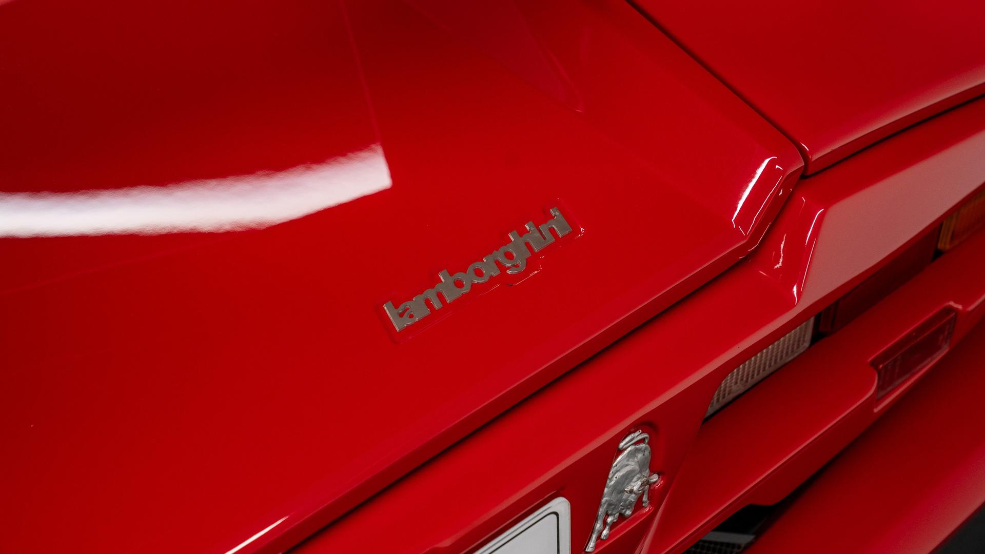 LAMBORGHINI Countach Photo 06f361bd-3593-431e-bc81-27bf67e758f6.jpg