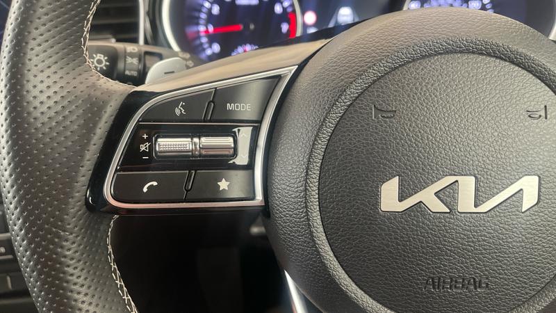 Kia Ceed Photo 070fe168-745f-45b7-9b72-fafa648396ca.jpg