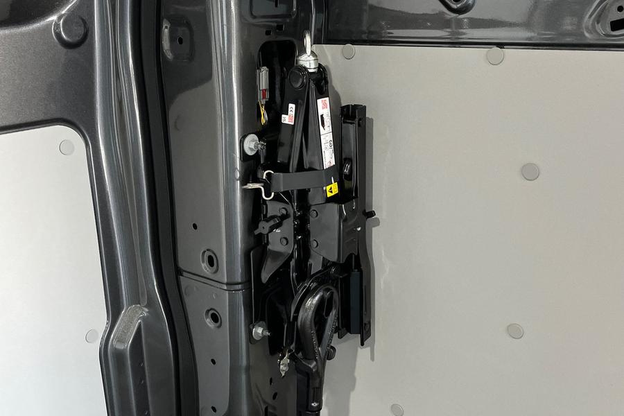 Ford TRANSIT CUSTOM Photo 0710ec22-81d5-48b0-a7ae-2b10d86b2614.jpg