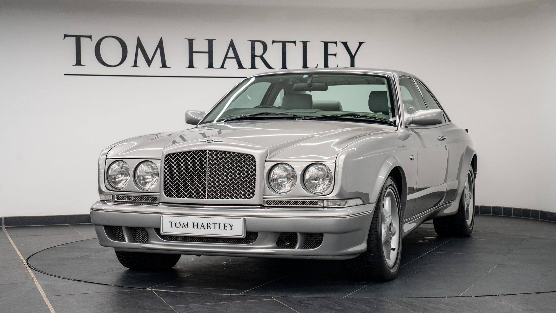 Bentley Continental Photo 071b71c4-45fb-4c3d-a975-73dd7d2b1ff3.jpg