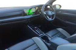 Volkswagen Golf Photo 2