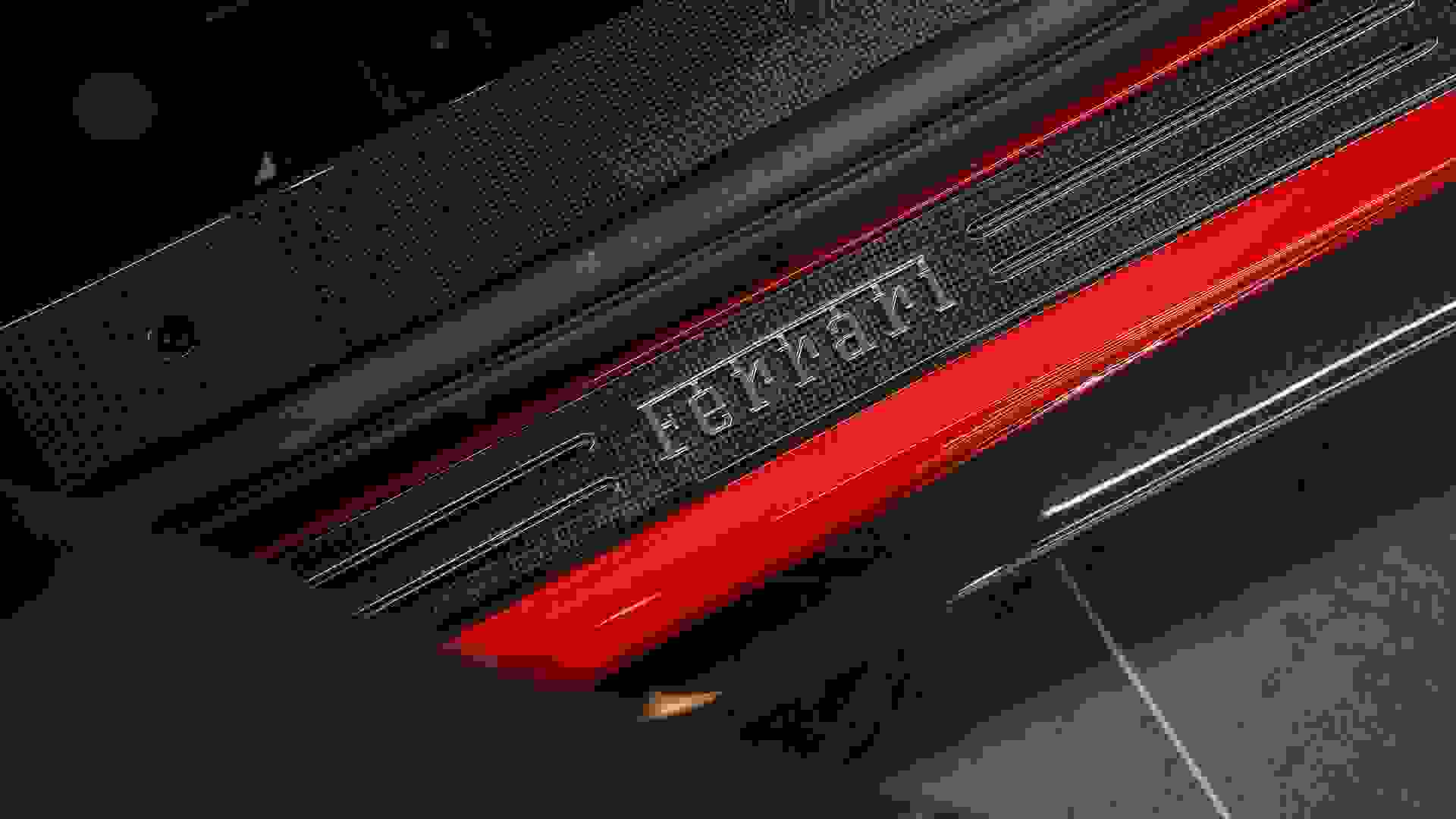 Ferrari 488 Photo 0738e380-74d8-4f1a-a148-2bf7a59b8d4c.jpg