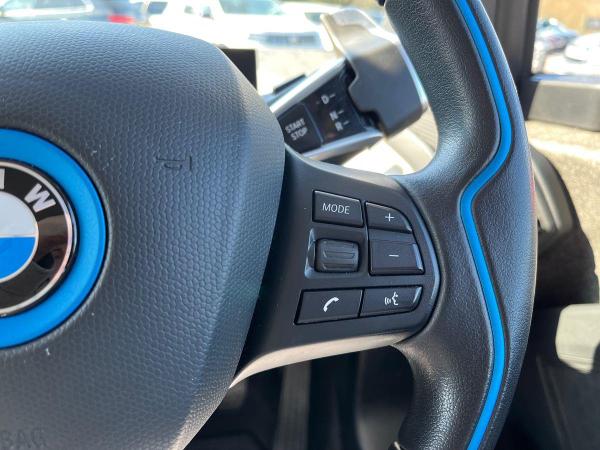 BMW i3 Photo 07596dec-7f05-4365-ba23-808f46e64bf3.jpg