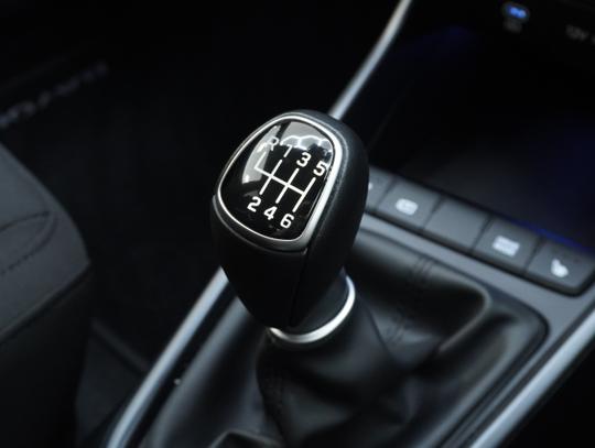Hyundai BAYON Photo 0763e9f8-07c4-4515-b9c8-3a677c123b81.jpg