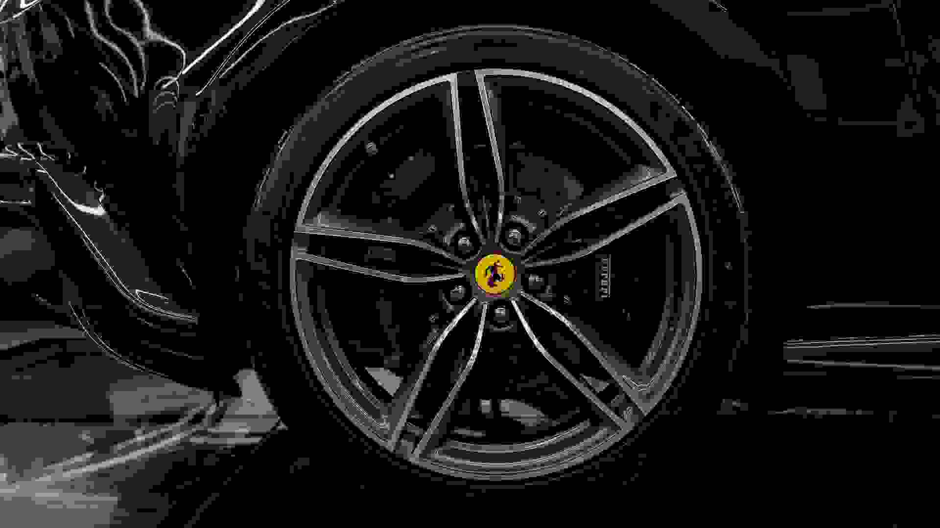 Ferrari ROMA Photo 0773da4d-0701-4b87-a769-d659c1982c58.jpg
