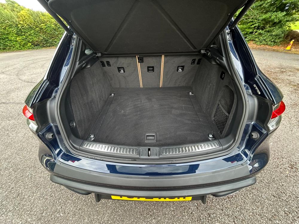 Used Porsche Macan YJ72ASM 12