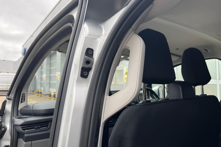 Used Ford TRANSIT CUSTOM CUSTOMDCIV03 28