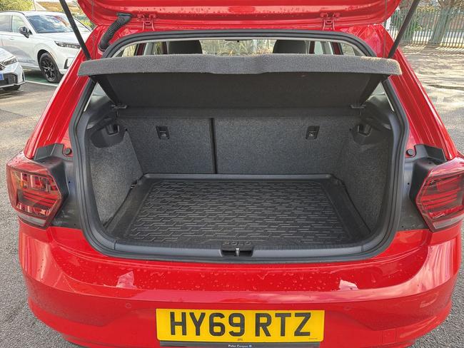 Volkswagen Polo Photo 07a4203c-c5d8-435c-9683-02b672eb73cc.jpg