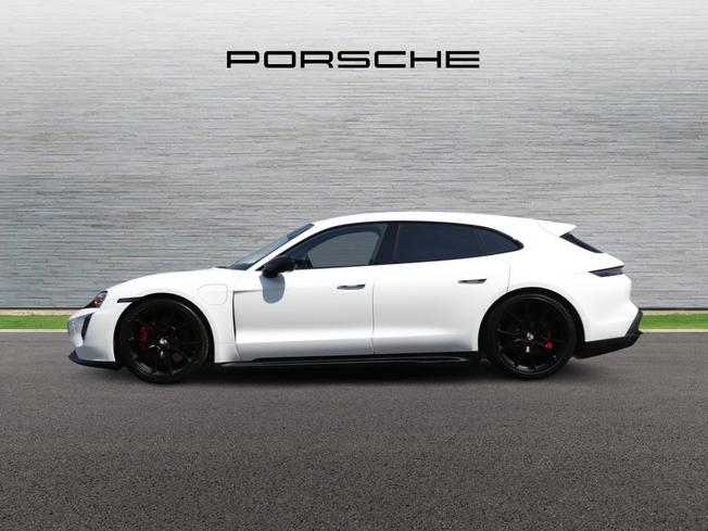PORSCHE Taycan Photo 4