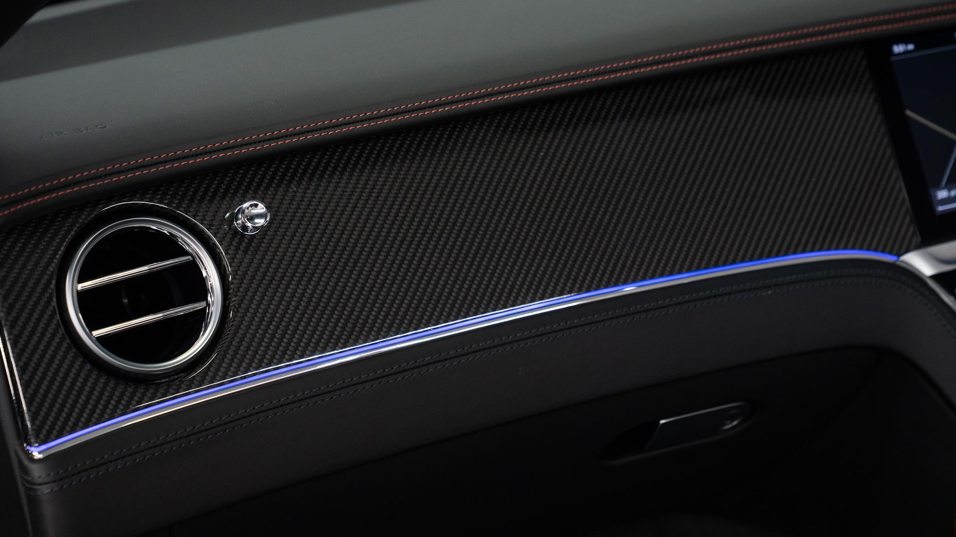 Bentley Continental Photo 07b89b55-4d8a-4289-aaf5-bc44539bb23d.jpg