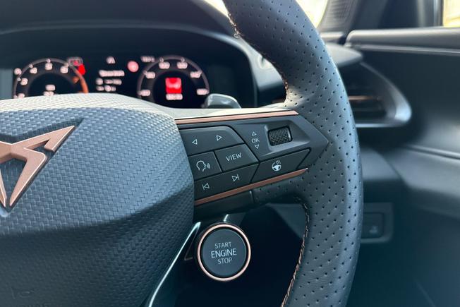 CUPRA Terramar Photo 17
