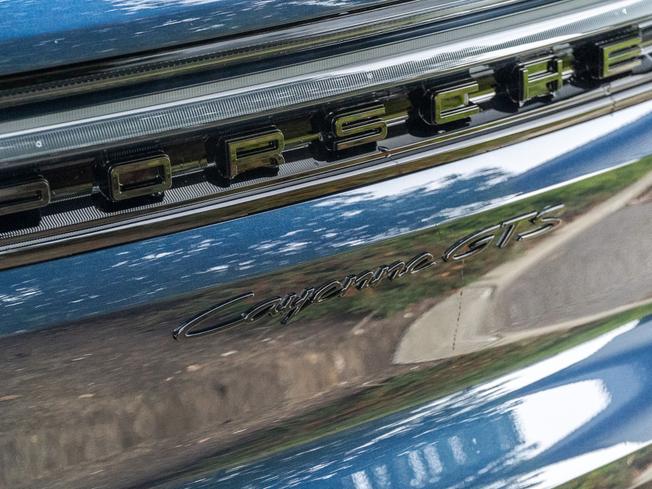 PORSCHE Cayenne Photo 39