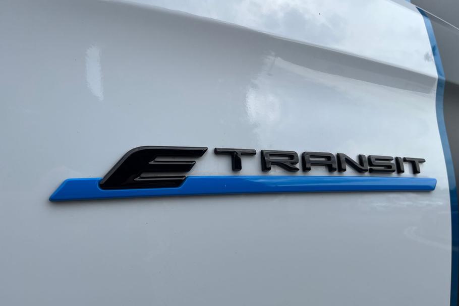 Used Ford E-TRANSIT CUSTOM CUSTOMSPORT1 20