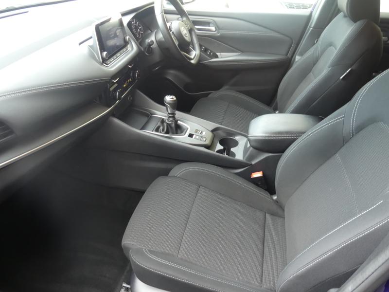 Nissan Qashqai Photo 07e44759-7552-49bd-8f59-9ff814956641.jpg