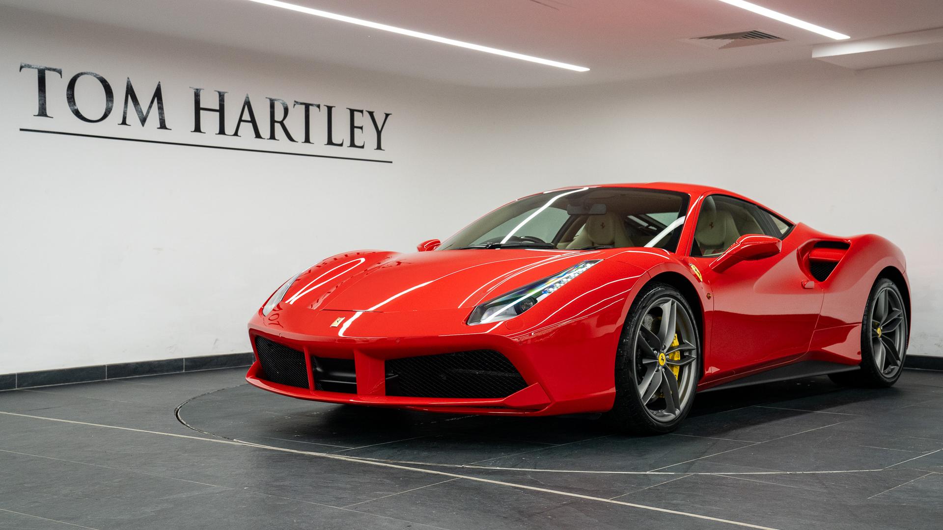 Ferrari 488 Photo 07f80125-d8a9-471c-b316-da567d221970.jpg