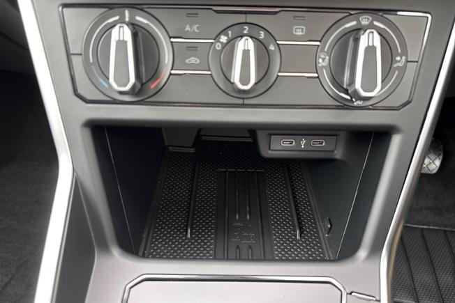 VOLKSWAGEN  Polo Photo 30