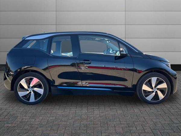 BMW i3 Photo 0806badd-dadb-49dd-bd69-76cf211d8b6f.jpg