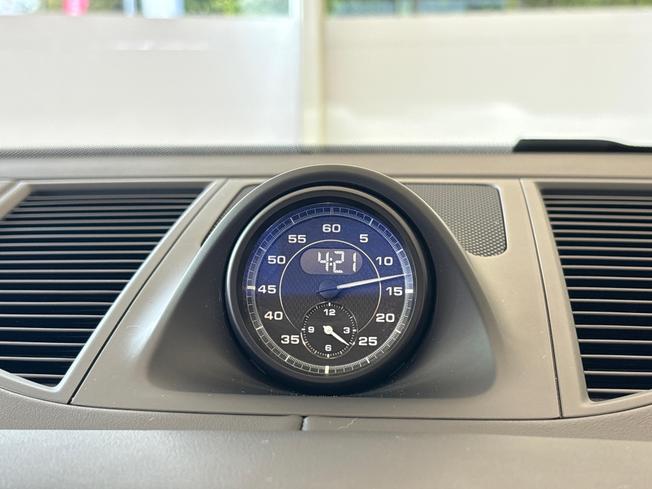 Porsche Macan Photo 17
