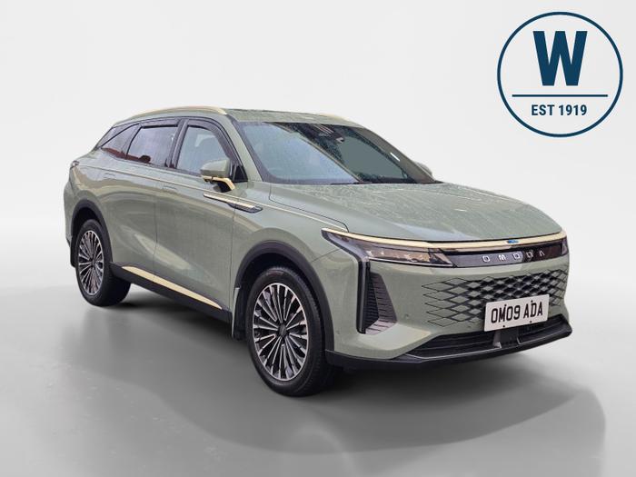 Used 2025 OMODA 9 1.5T SHS 34.46kWh Noble SUV 5dr Petrol Plug-in Hybrid DHT3 4WD Euro 6 (s/s) (449 ps) Green at Gravells