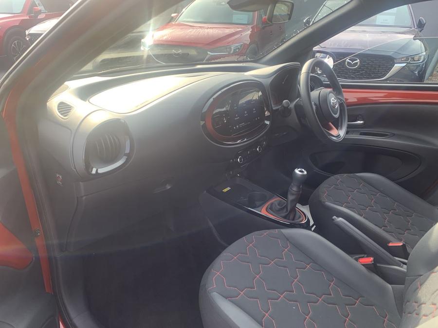 Toyota Aygo X Photo 081df78c-69eb-45be-9555-2ad690ea0fe4.jpg