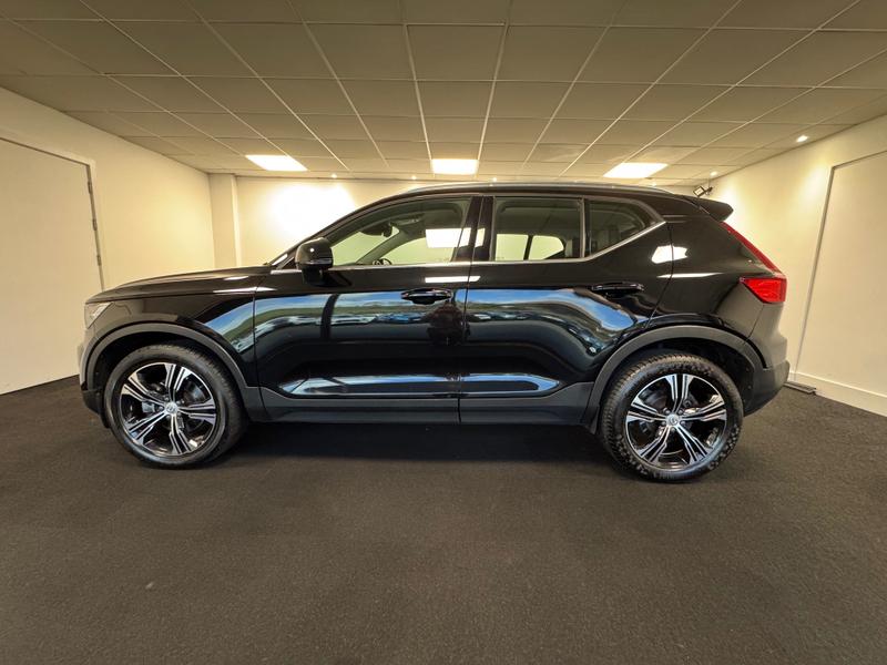 Volvo XC40 Photo 0825860d-06ae-4179-a396-d151cadc55af.jpg