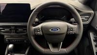Ford Focus Photo 16
