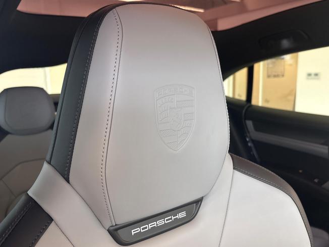 PORSCHE Cayenne Photo 15