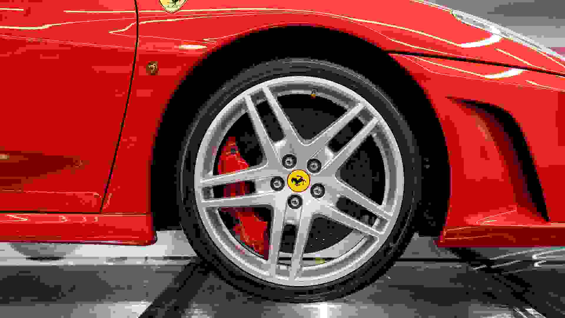 Ferrari F430 Photo 082ad25c-cf5f-4a6d-85b5-f01249c0a4f1.jpg