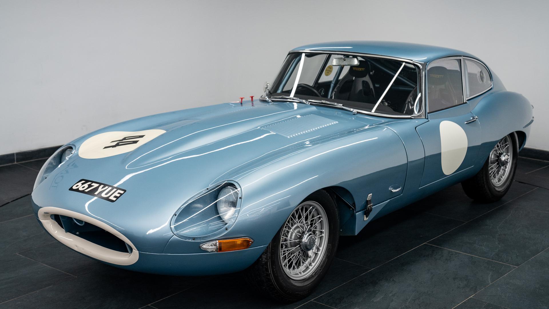 Jaguar E-Type Series I Photo 083369aa-4993-4c80-9d32-0c26669171c3.jpg