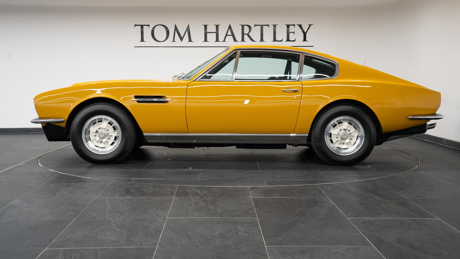 Aston Martin DBS Photo 083572ab-57c2-4005-9572-5af687271287.jpg