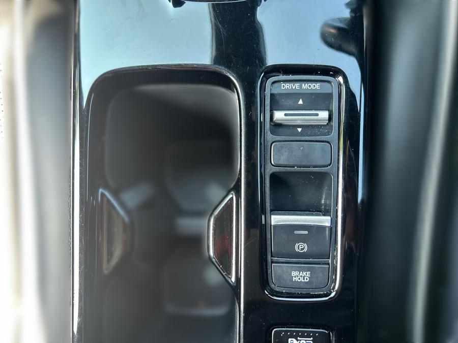Honda e:Ny1 Photo 0847aed1-74c1-41e7-a4c2-f2fda411a8ce.jpg