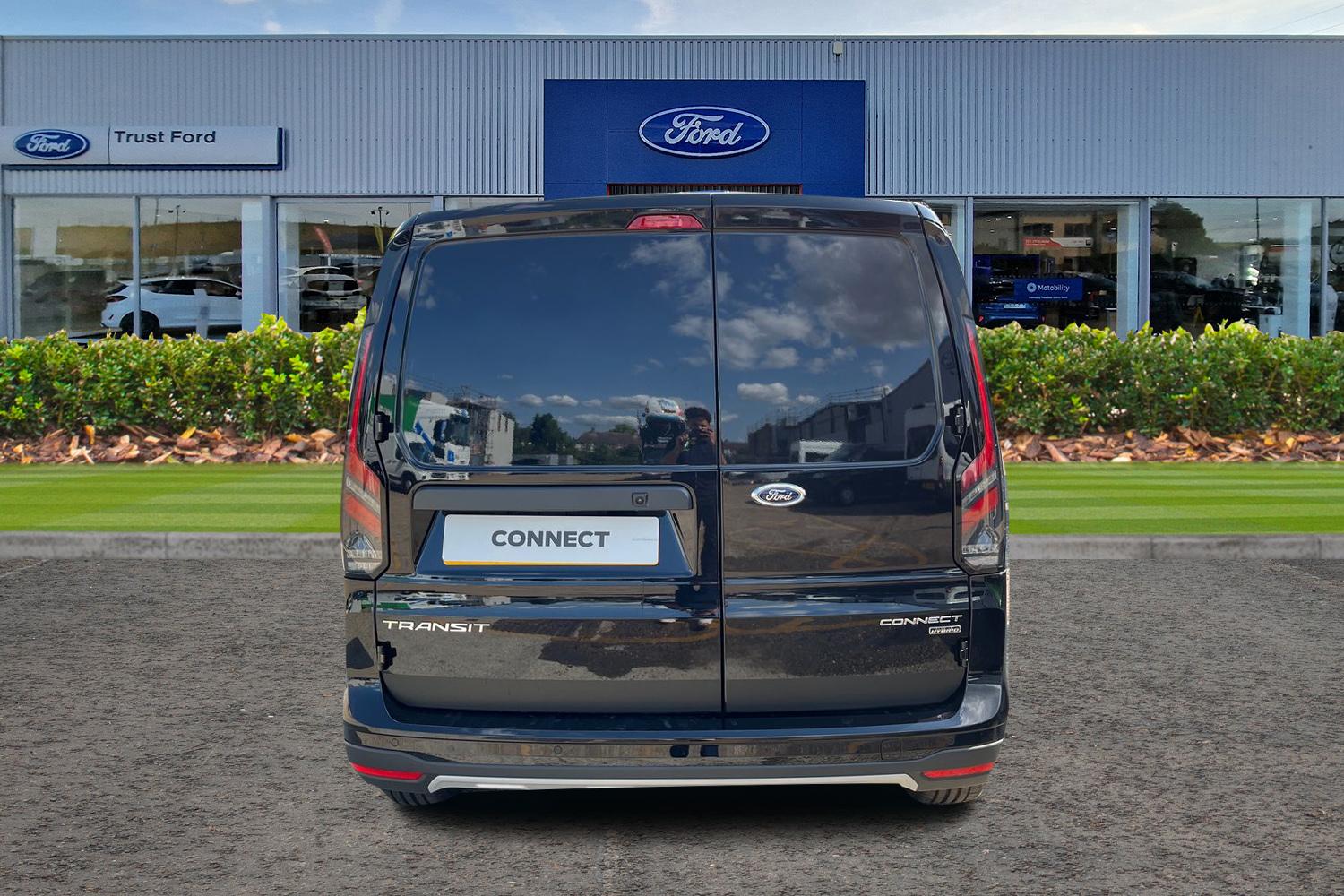 Ford TRANSIT CONNECT Photo 12