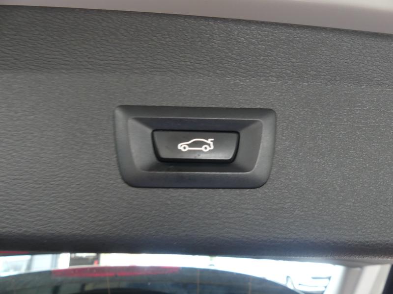 BMW X1 Photo 086e4fc8-694c-45b6-acf8-a6e40fa0c556.jpg