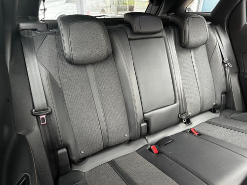 Peugeot 3008 Photo 0872fcbe-dbb3-4dfb-8c49-a1c46cb243e9.jpeg