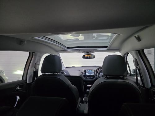 Peugeot 2008 Photo 0873c29e-7390-4f5e-8f54-76a51d763a4e.jpeg