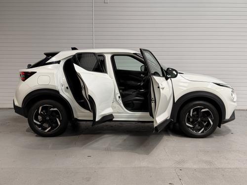Nissan Juke Photo 087422c7-935d-4300-9152-2801e3122555.jpeg