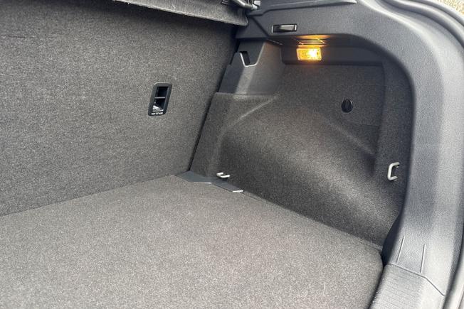 VOLKSWAGEN T-CROSS Photo 22