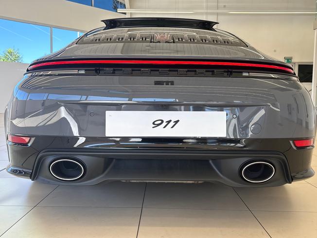 PORSCHE 911 Photo 47