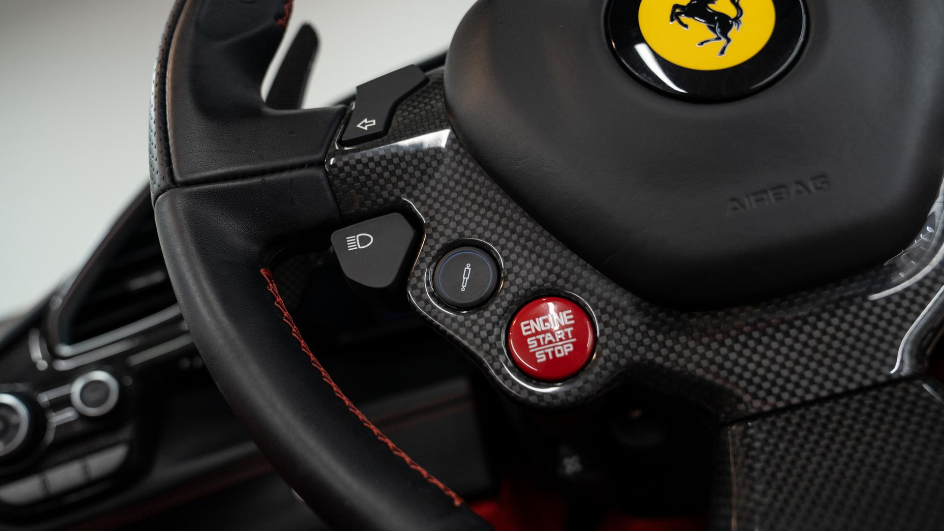 Ferrari 488 Photo 088cfd74-0378-4625-aabf-abd8541da20c.jpg