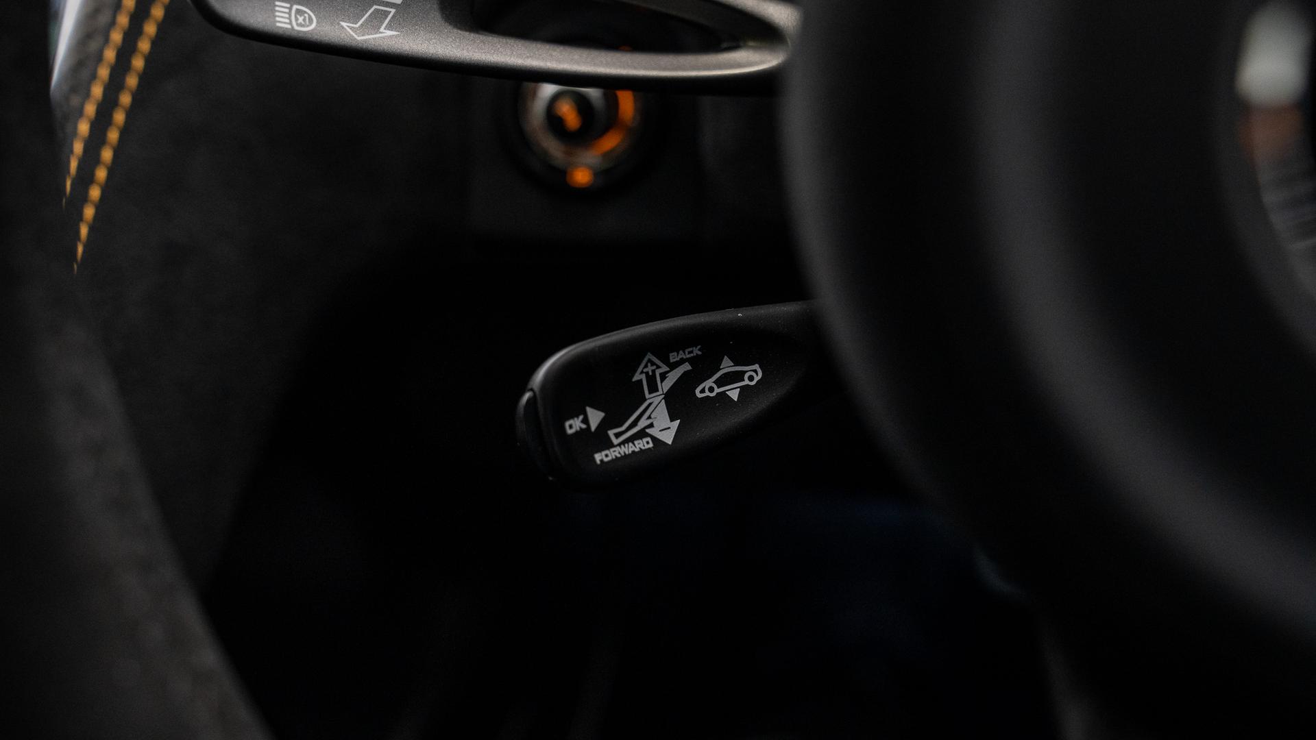 McLaren 675 LT Photo 08aebab7-ec43-4845-b732-0d7d60cd376d.jpg