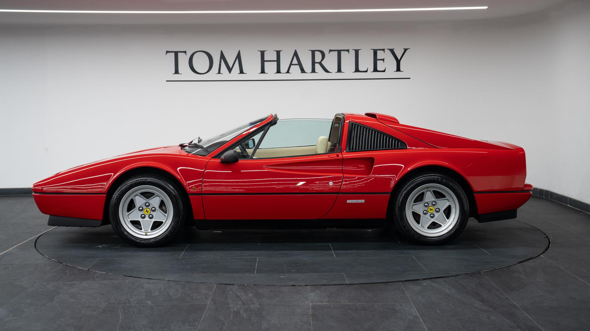 Ferrari 328 Photo 08b9ba8f-9bda-4b37-bffe-a2e76801c7ef.jpg