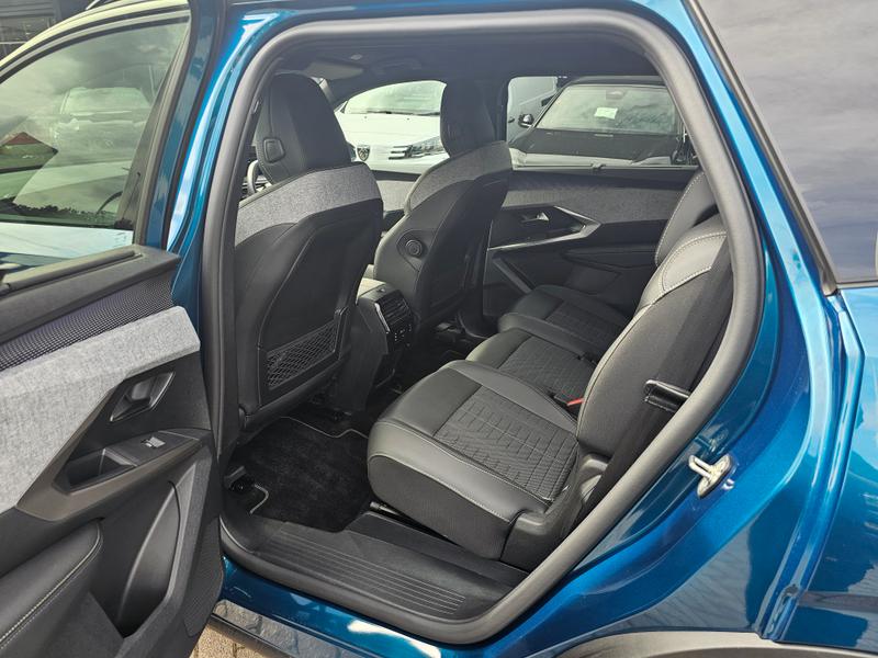 2025 25 PEUGEOT 5008