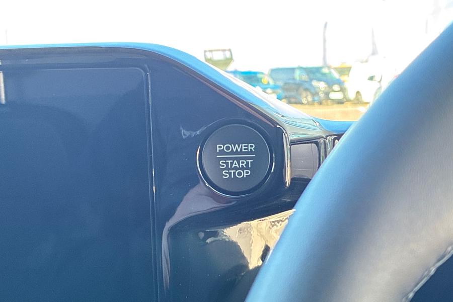 Ford TRANSIT CUSTOM Photo 08bbaceb-9abe-4d41-8a55-0790906e0c94.jpg