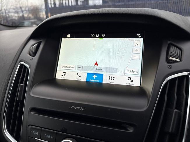 FORD Focus Photo 14