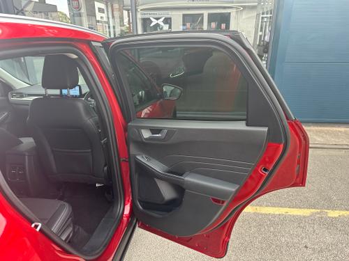 Ford Kuga Photo 08c5b6f1-e31c-4de5-86e2-d7b30c424a69.jpeg