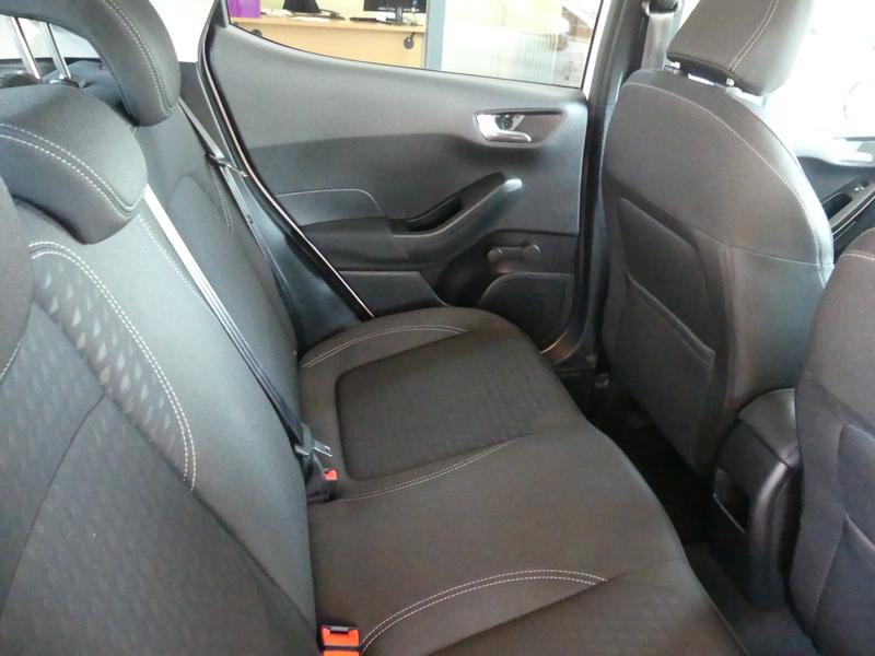 Ford Fiesta Photo 08c8ede0-a821-4d93-a666-916897979522.jpg