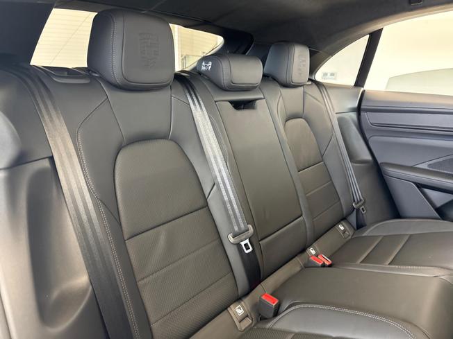 Porsche Macan Photo 29