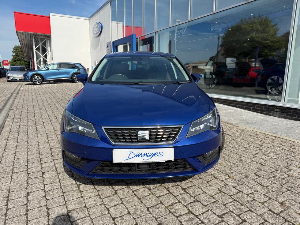 SEAT Leon Photo 08d2e69d-adaf-4a02-9953-efdd68e276de.jpeg