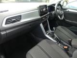 Volkswagen T-Roc Photo 13